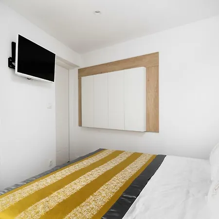 Didi Apartment *